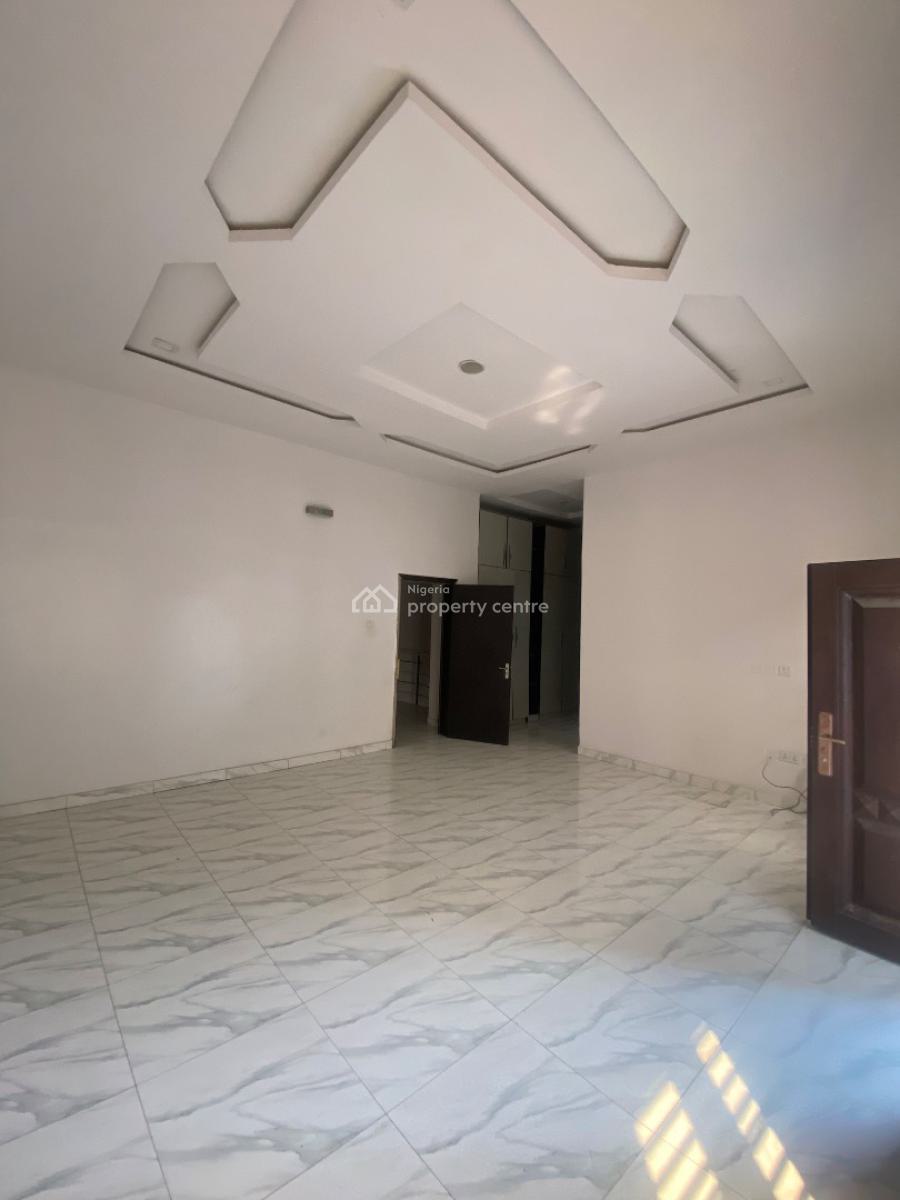 Spacious Neat and Well Maintained 4 Bedroom Terraced, Ikota, Lekki, Lagos, Terraced Duplex for Rent