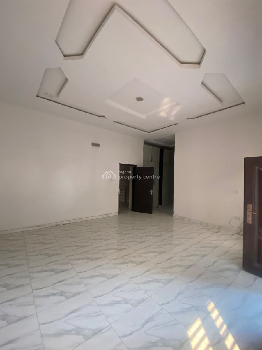 Spacious Neat and Well Maintained 4 Bedroom Terraced, Ikota, Lekki, Lagos, Terraced Duplex for Rent
