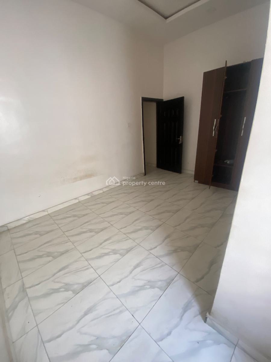 Spacious Neat and Well Maintained 4 Bedroom Terraced, Ikota, Lekki, Lagos, Terraced Duplex for Rent
