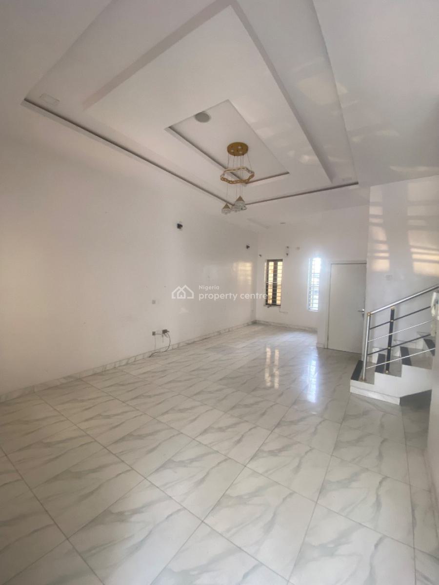 Spacious Neat and Well Maintained 4 Bedroom Terraced, Ikota, Lekki, Lagos, Terraced Duplex for Rent