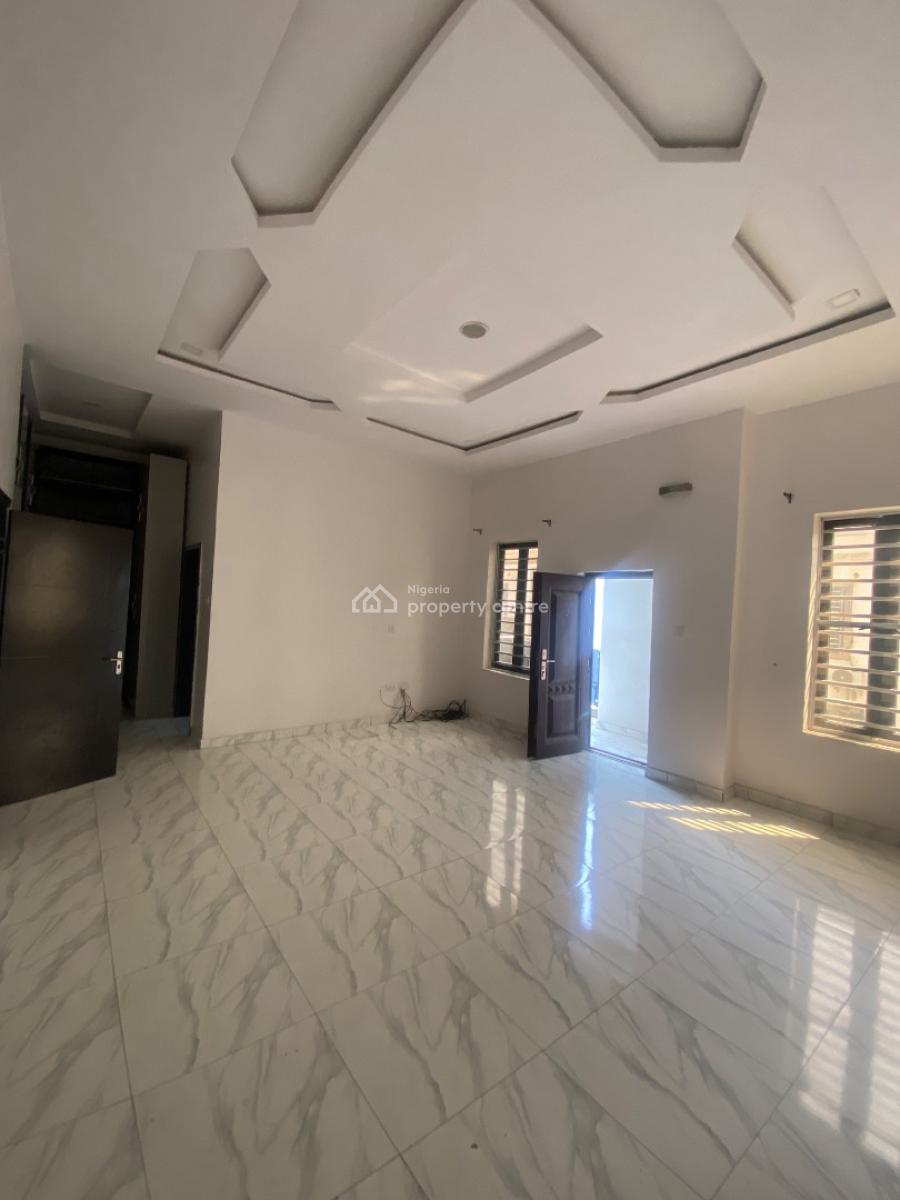 Spacious Neat and Well Maintained 4 Bedroom Terraced, Ikota, Lekki, Lagos, Terraced Duplex for Rent