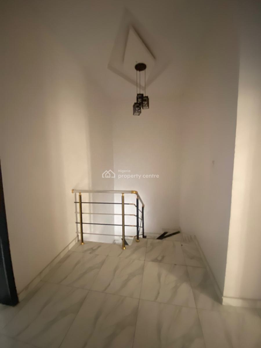 Spacious Neat and Well Maintained 4 Bedroom Terraced, Ikota, Lekki, Lagos, Terraced Duplex for Rent