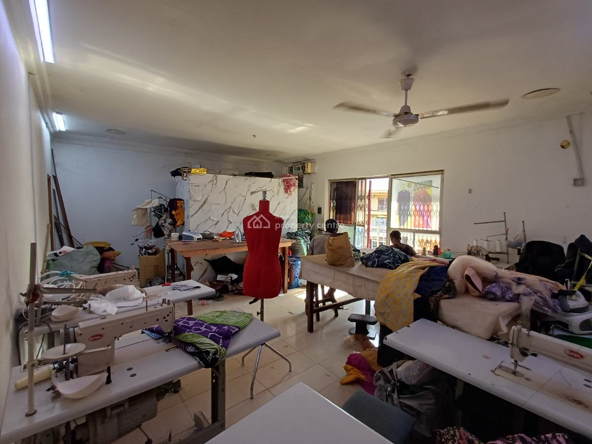 50sqm Office / Shop Space on The Second Floor, Wuse 2, Abuja, Shop for Rent