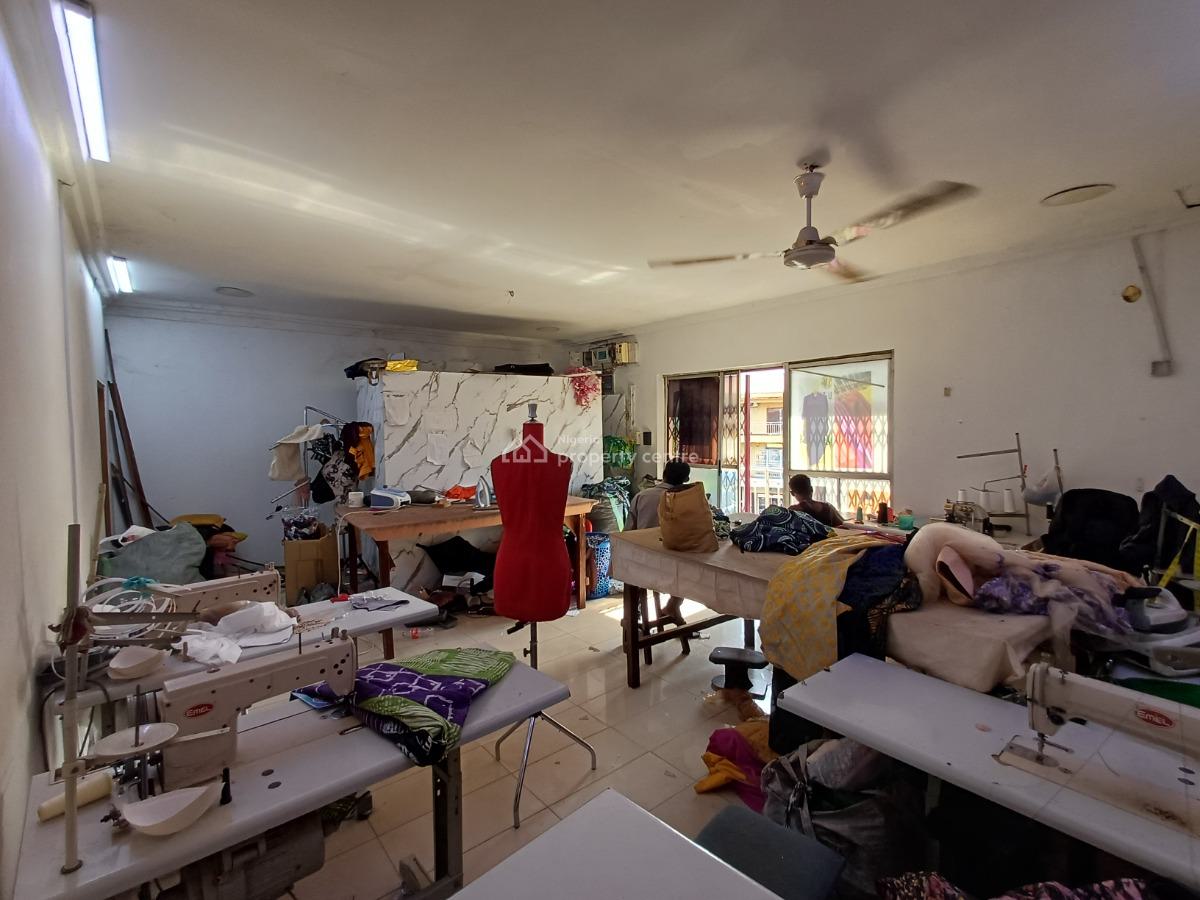 50sqm Office / Shop Space on The Second Floor, Wuse 2, Abuja, Shop for Rent