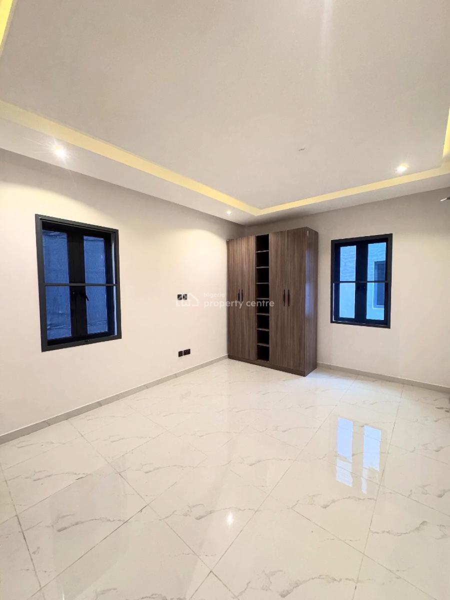 Newly Built 3 Bedroom Apartment, Ikate, Lekki, Lagos, Block of Flats for Sale