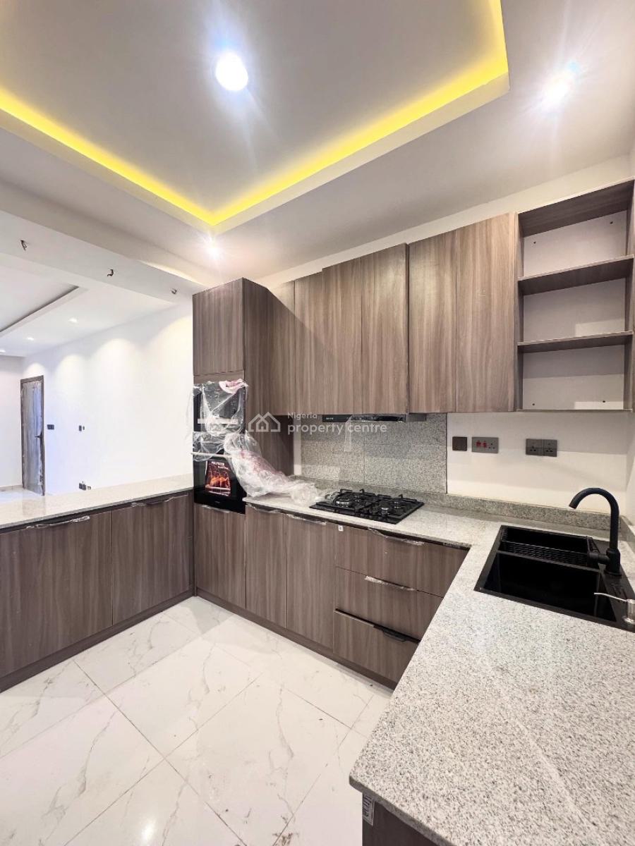 Newly Built 3 Bedroom Apartment, Ikate, Lekki, Lagos, Block of Flats for Sale