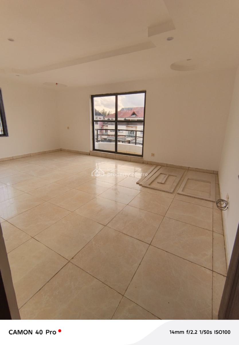 52 Sqm Shop Space, By Petrocam on Lekki Right, Elf Bus Stop, Lekki Phase 1, Lekki, Lagos, Shop for Rent