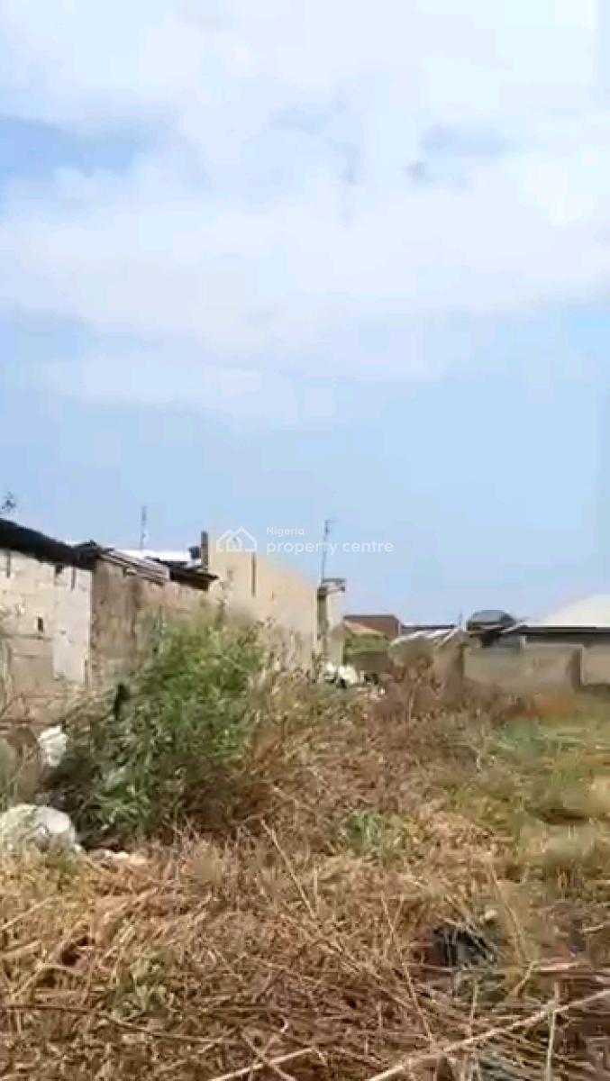 Bare-land Measuring  624,423 Sqm, Baale, New Garage, Gbagada, Lagos, Mixed-use Land for Sale