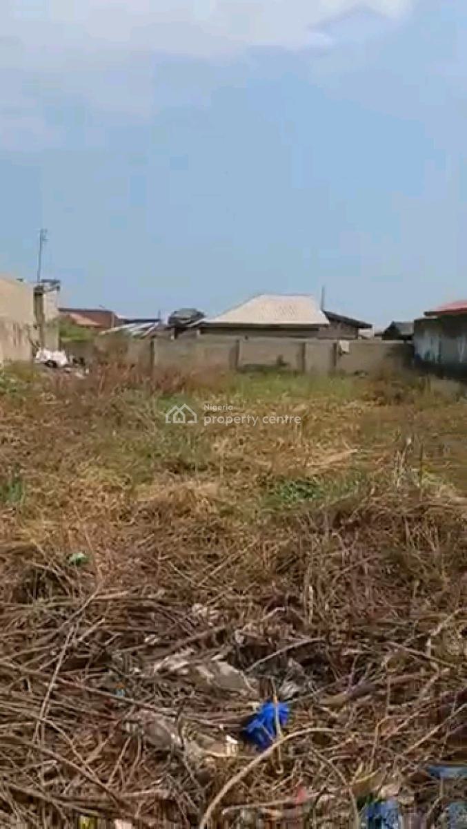 Bare-land Measuring  624,423 Sqm, Baale, New Garage, Gbagada, Lagos, Mixed-use Land for Sale
