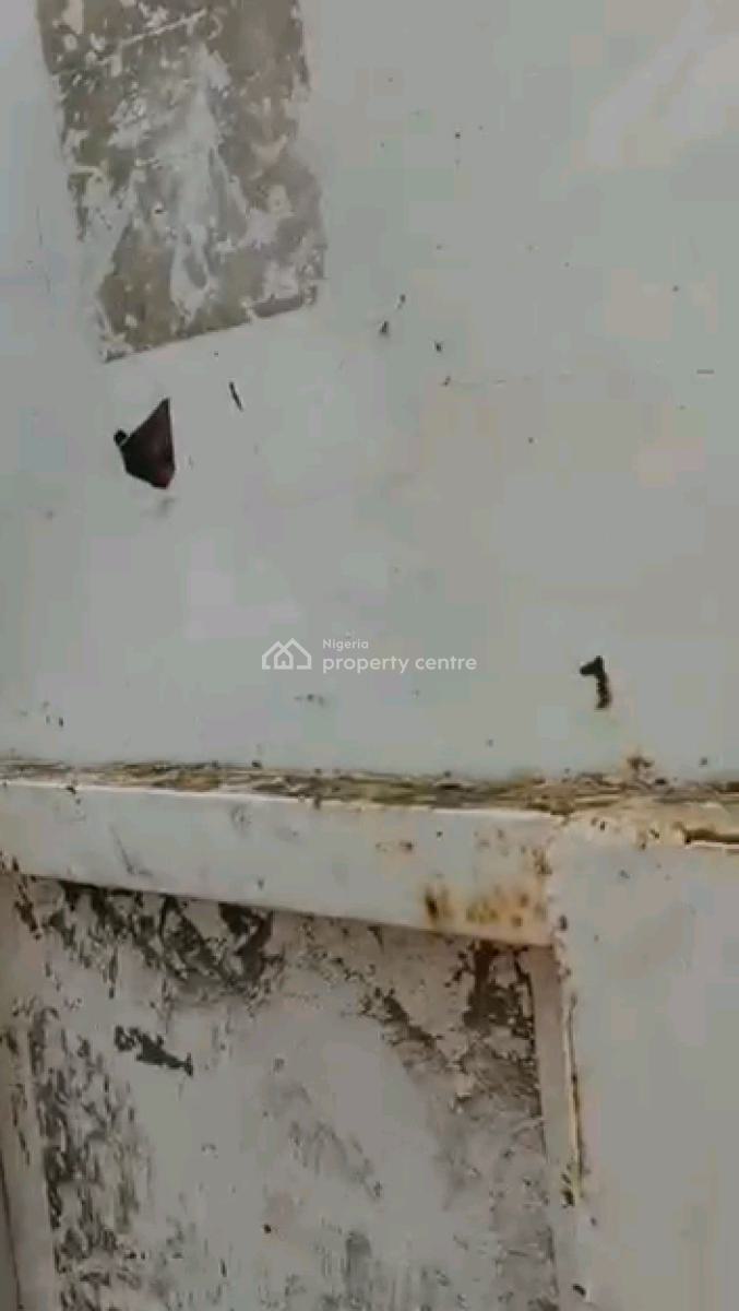 Bare-land Measuring  624,423 Sqm, Baale, New Garage, Gbagada, Lagos, Mixed-use Land for Sale