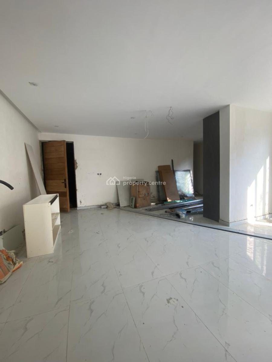 Stunningly 2 Bedroom Apartments with an Elevator and Pool, Lekki Phase 1, Lekki, Lagos, Flat / Apartment for Sale