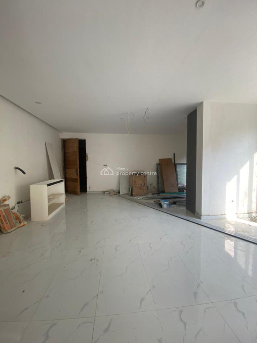 Stunningly 2 Bedroom Apartments with an Elevator and Pool, Lekki Phase 1, Lekki, Lagos, Flat / Apartment for Sale