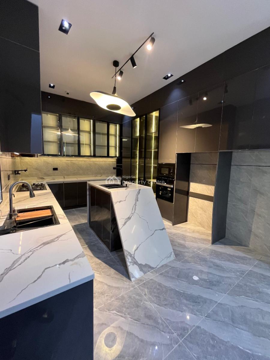 5 Bedrooms Fully Detached Duplex, Chevron, Lekki, Lagos, Detached Duplex for Sale