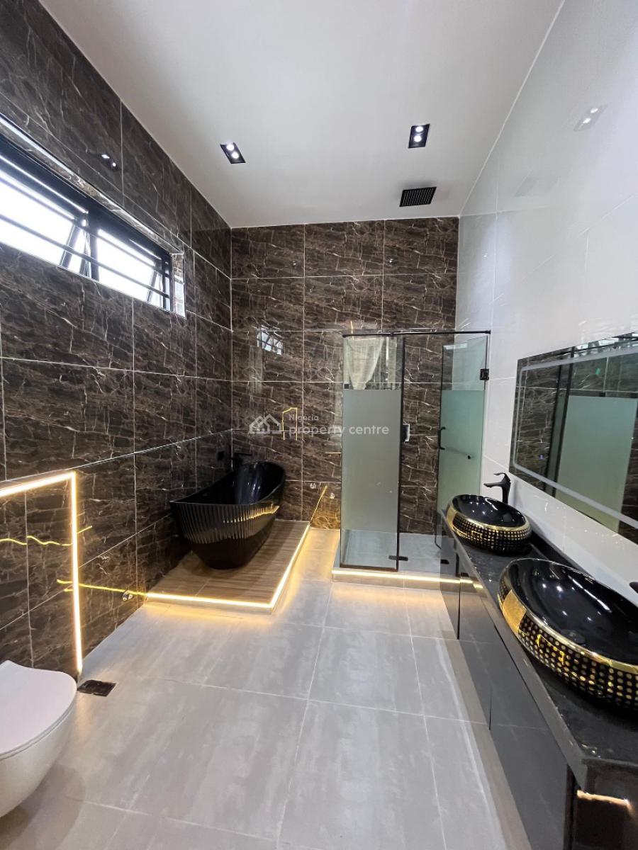 5 Bedrooms Fully Detached Duplex, Chevron, Lekki, Lagos, Detached Duplex for Sale