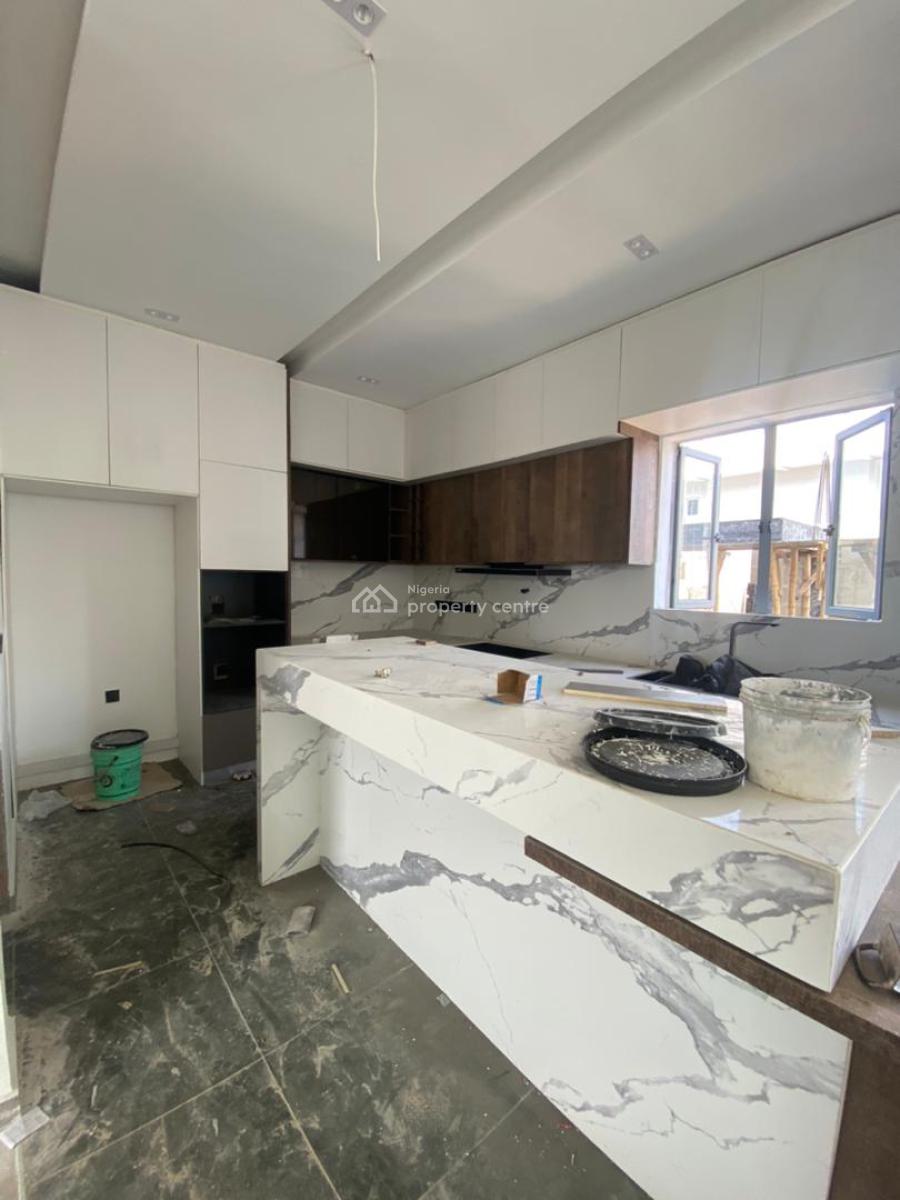 Excellent 2 Bedroom Terrace Duplex Within a Serene Environment, Lekki Phase 1, Lekki, Lagos, House for Sale