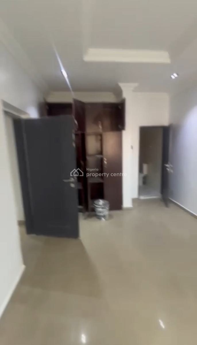 Clean Pay & Pack in 3 Bedroom Terrace Duplex , Tarred Road, Kado Estate, Kado, Abuja, Terraced Duplex for Rent