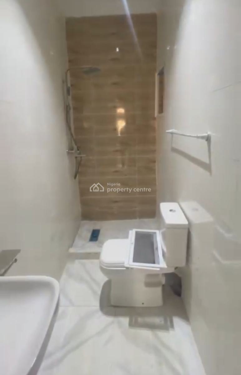 Clean Pay & Pack in 3 Bedroom Terrace Duplex , Tarred Road, Kado Estate, Kado, Abuja, Terraced Duplex for Rent