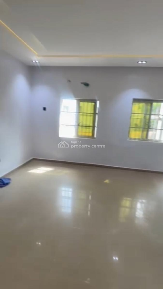 Clean Pay & Pack in 3 Bedroom Terrace Duplex , Tarred Road, Kado Estate, Kado, Abuja, Terraced Duplex for Rent