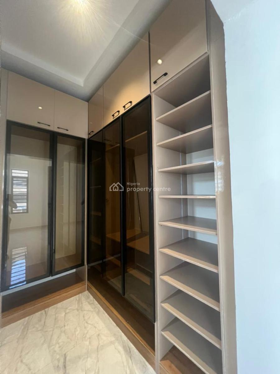 Spacious 4-bedroom Terrace Duplex with Boys Quarters, Lekki Phase 1, Lekki, Lagos, Terraced Duplex for Sale