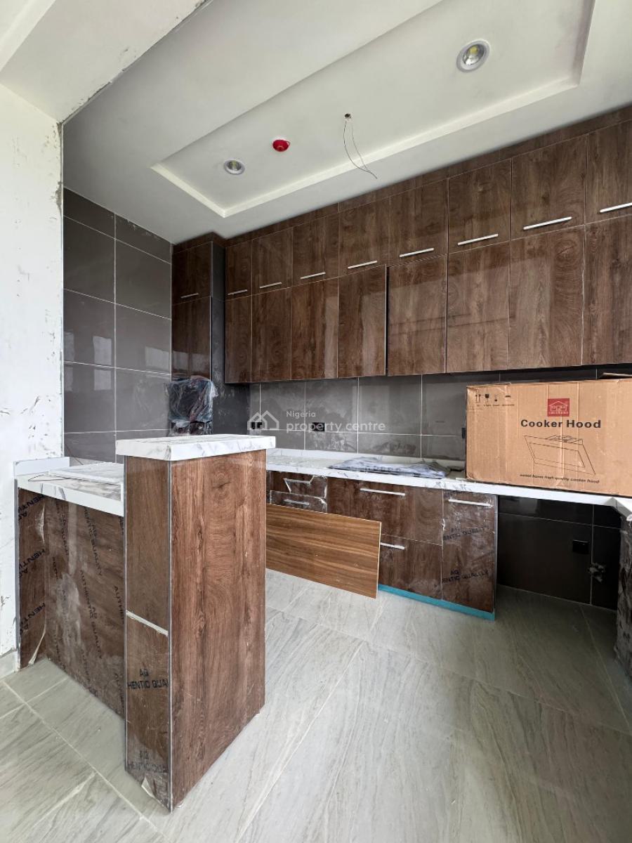 Spacious 2 Bedroom Apartments with Pool, Elevator, Gym, Lekki Phase 1, Lekki, Lagos, Flat / Apartment for Sale