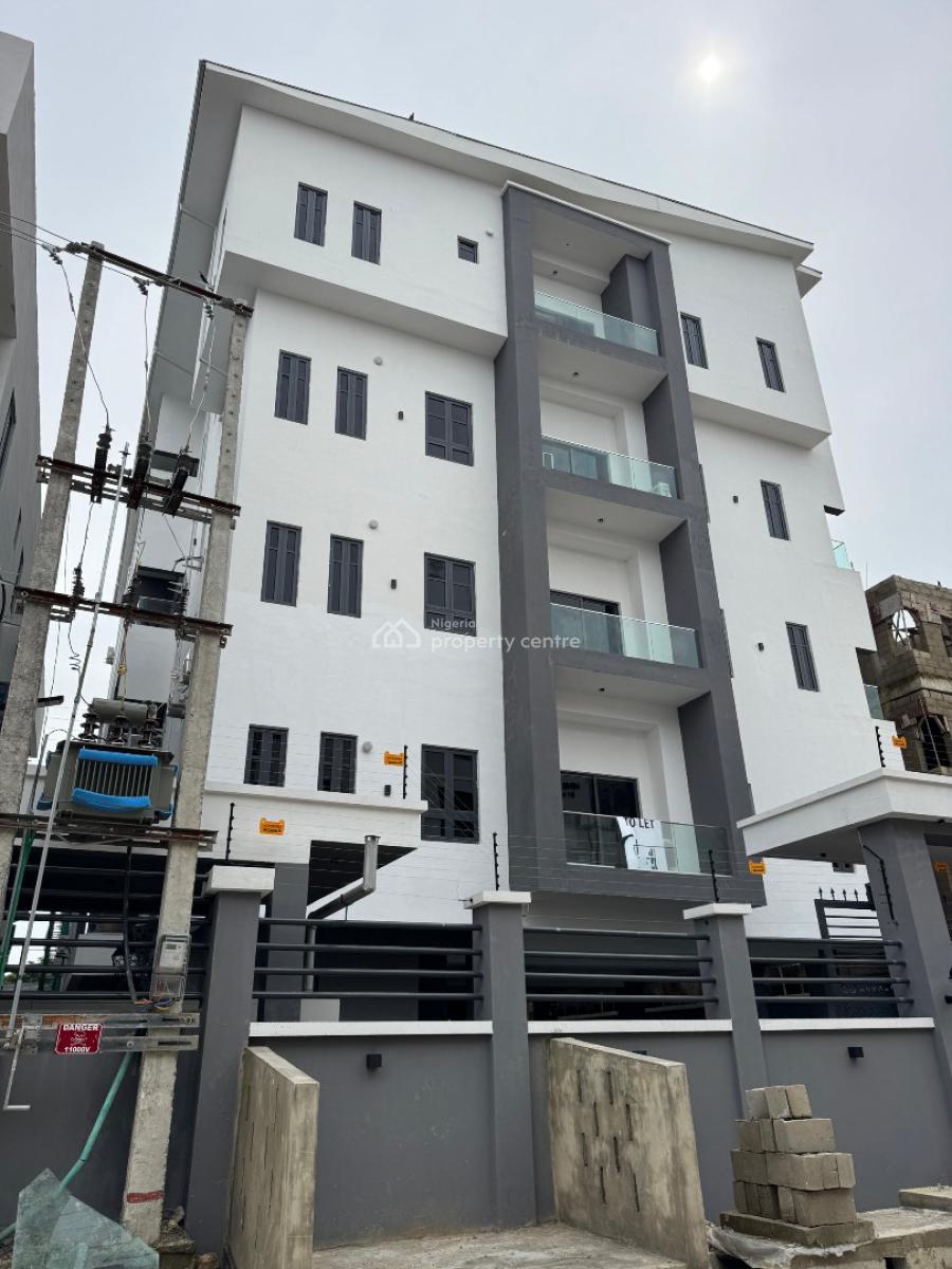 Spacious 3 Bedroom Pentfloor Apartment with Bq, Lekki Phase 1, Lekki, Lagos, Flat / Apartment for Sale