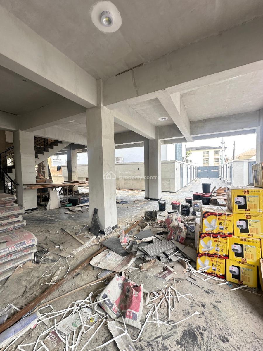 Luxury 3 Bedroom Apartment with Bq, High Ceiling, Pool and Elevator, Lekki Phase 1, Lekki, Lagos, Flat / Apartment for Sale