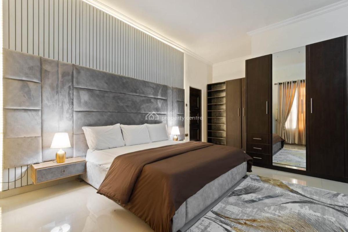 Luxury 3 Bedroom Apartment with Gym Available., Lekki, Lagos, Flat / Apartment Short Let