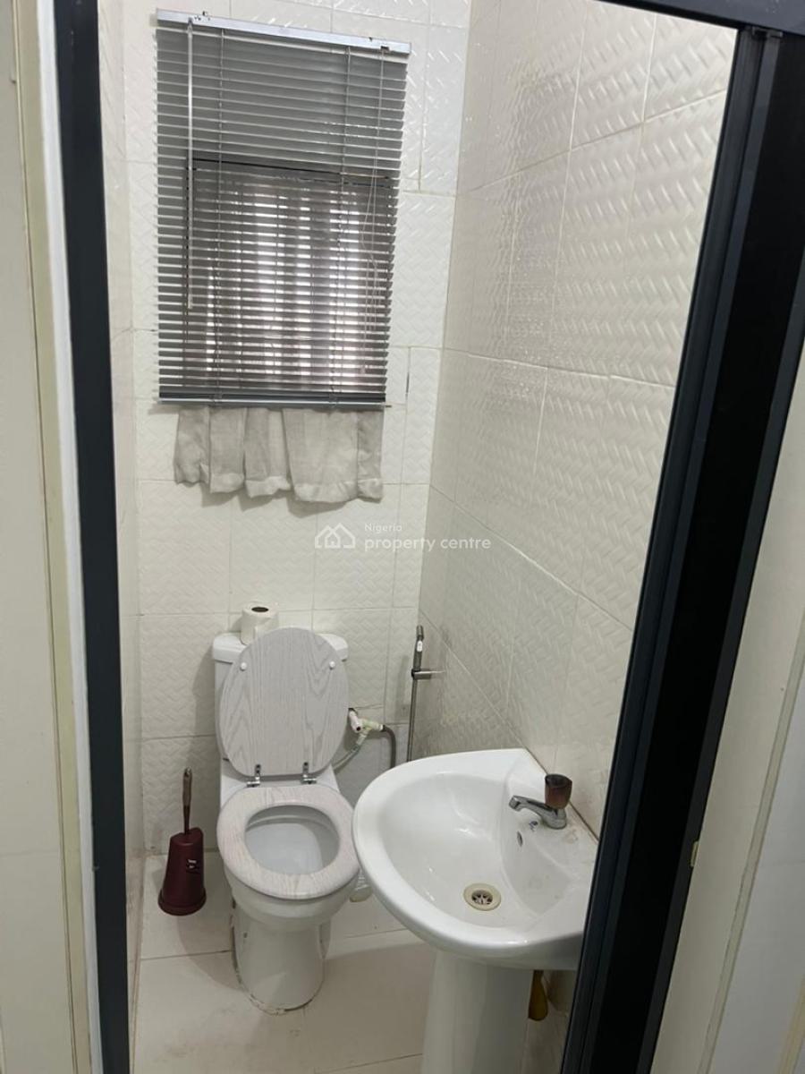 Furnished 3 Bedrooms Apartment in an Estate, Maryland, Lagos, Flat / Apartment Short Let