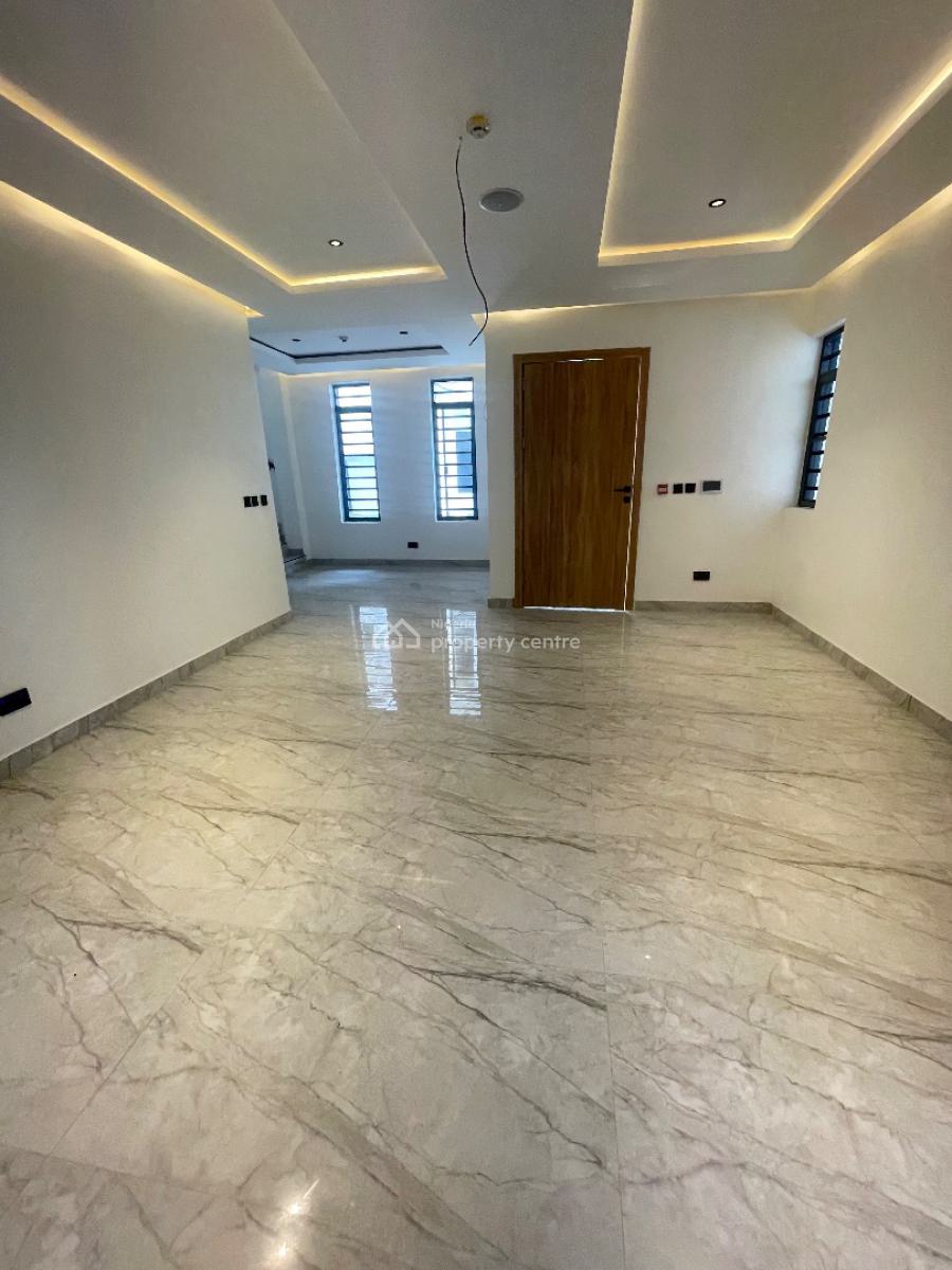 a 4 Bedroom Terrace, Lekki Right, Lekki Phase 1, Lekki, Lagos, Terraced Duplex for Sale