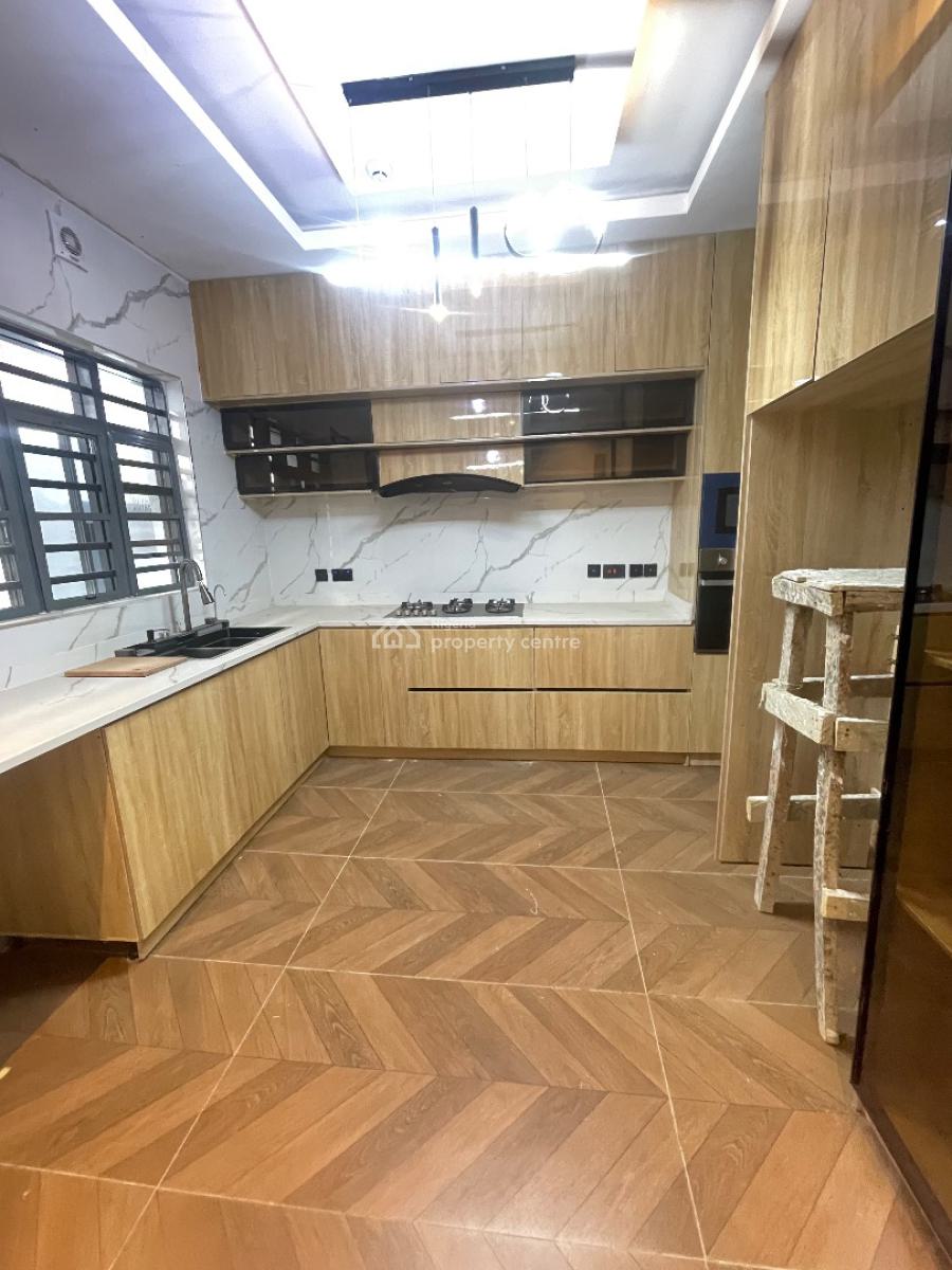 a 4 Bedroom Terrace, Lekki Right, Lekki Phase 1, Lekki, Lagos, Terraced Duplex for Sale