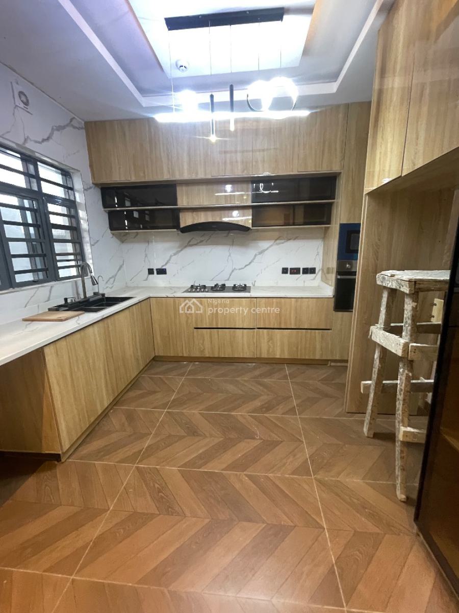 a 4 Bedroom Terrace, Lekki Right, Lekki Phase 1, Lekki, Lagos, Terraced Duplex for Sale