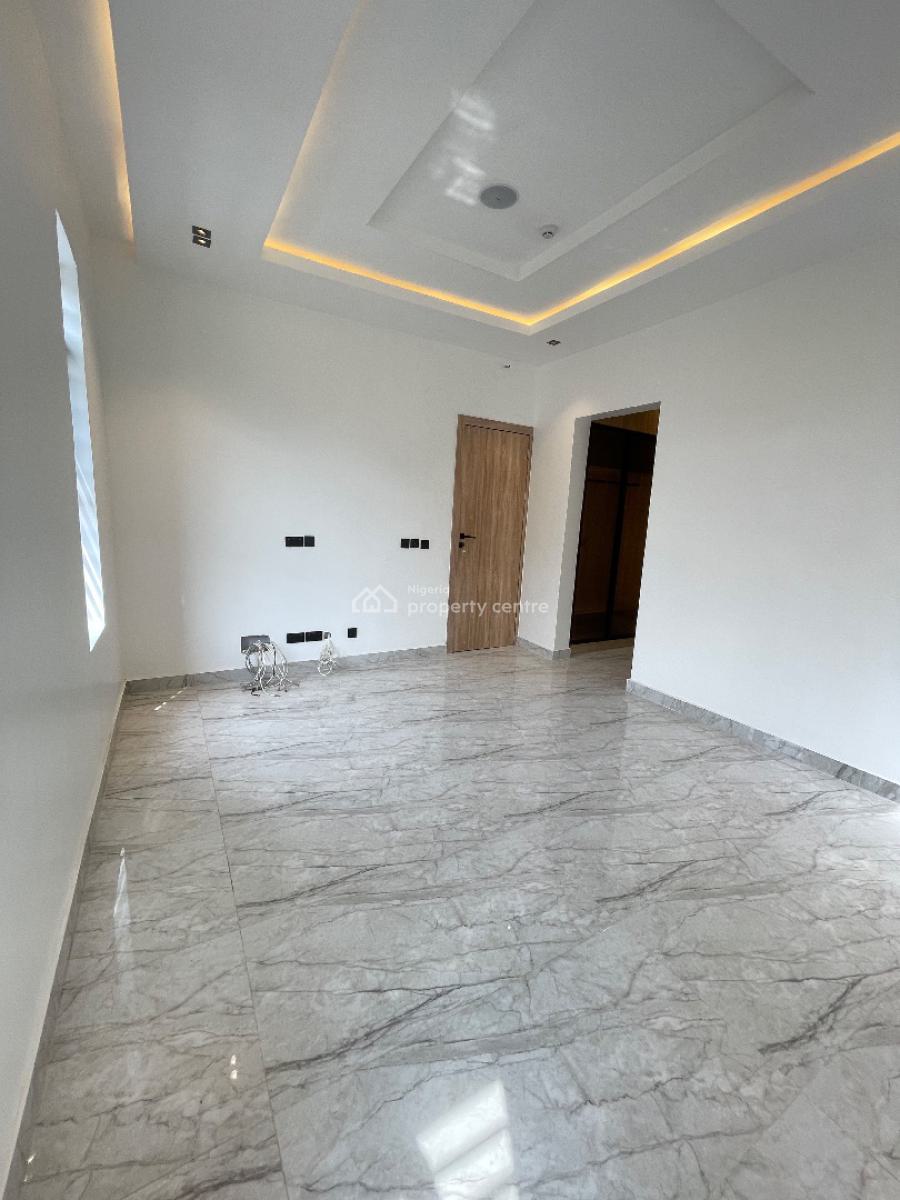 a 4 Bedroom Terrace, Lekki Right, Lekki Phase 1, Lekki, Lagos, Terraced Duplex for Sale