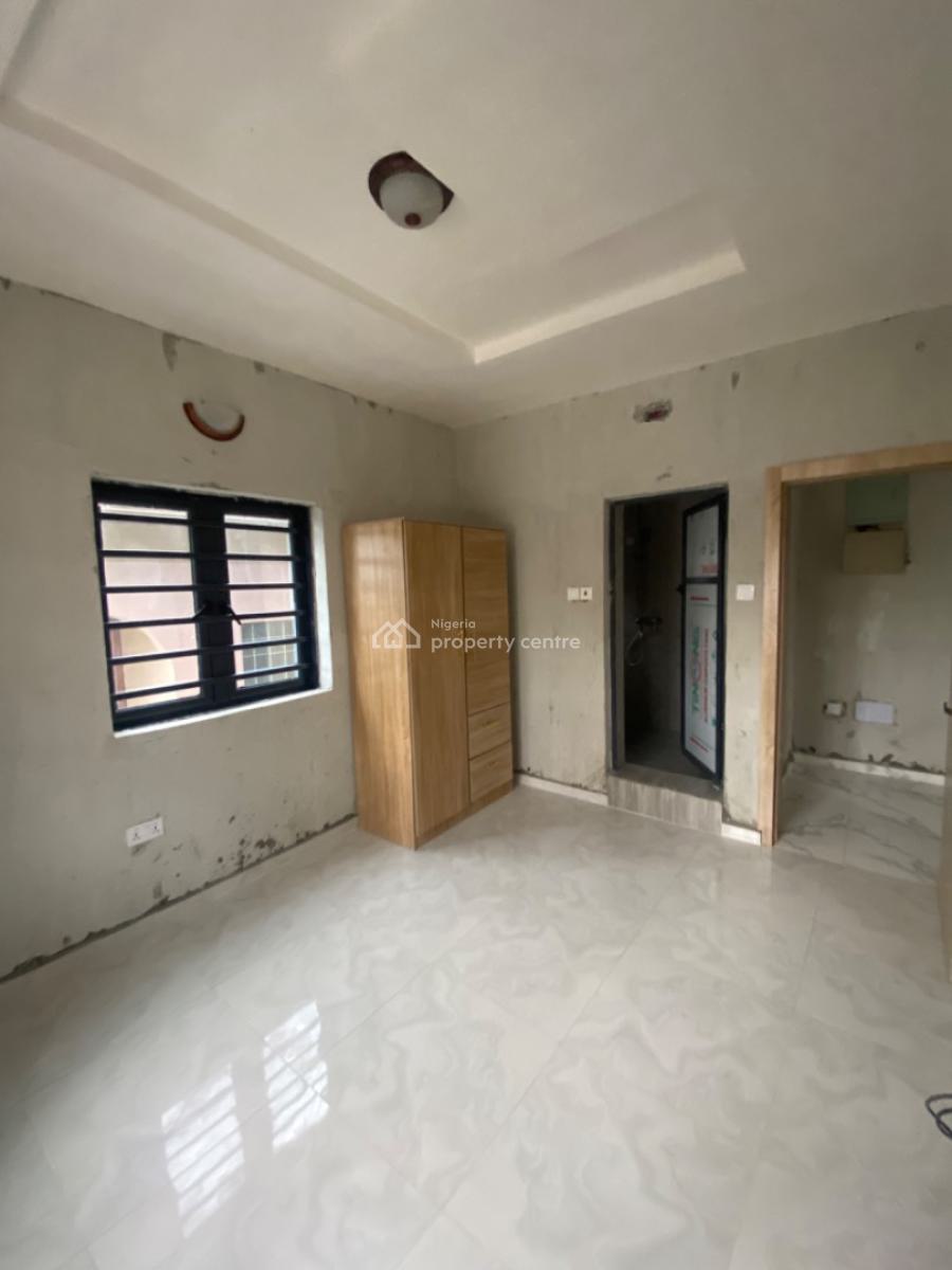 Very Sweet and Lovable Sharp Brandnew Spacious 2 Bedroom Upstairs), Mobile Road Axis, Ilaje, Ajah, Lagos, Flat / Apartment for Rent