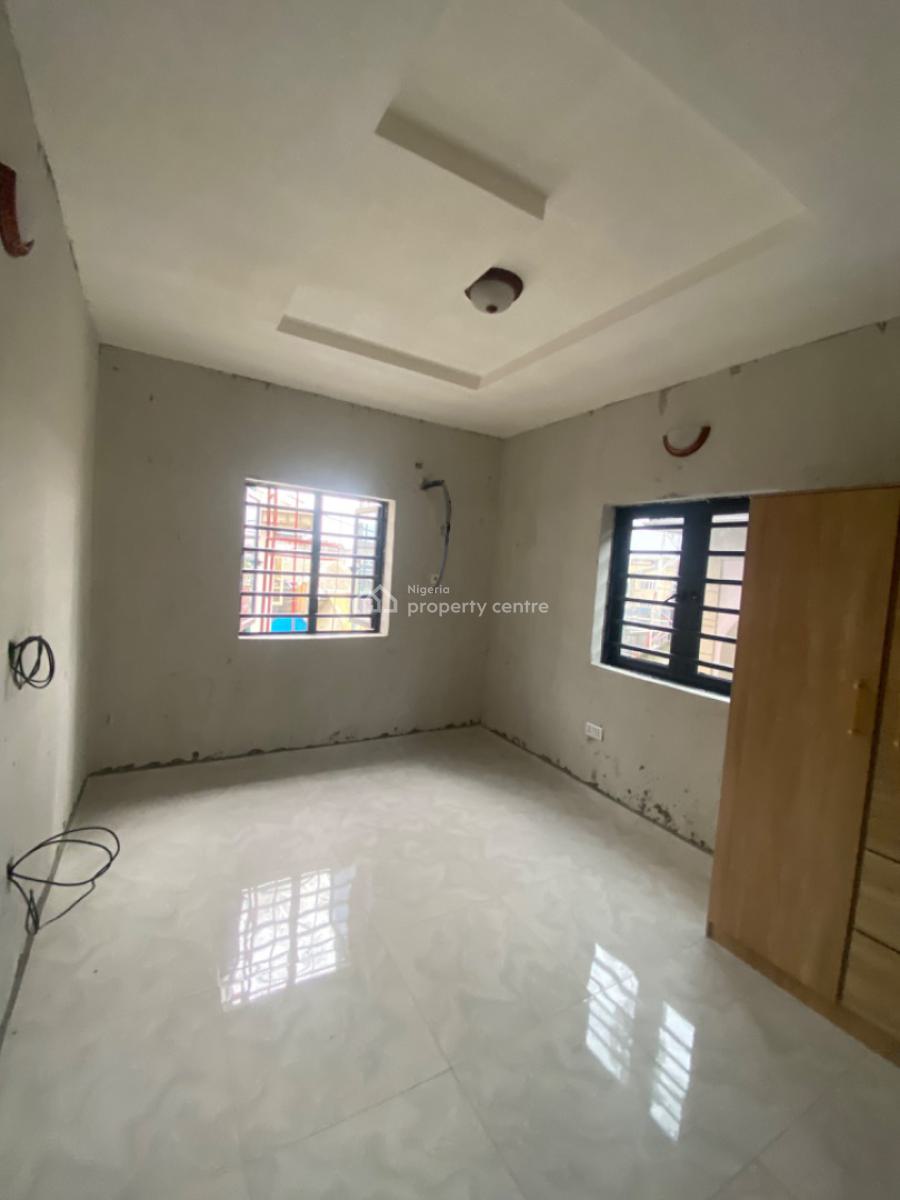 Very Sweet and Lovable Sharp Brandnew Spacious 2 Bedroom Upstairs), Mobile Road Axis, Ilaje, Ajah, Lagos, Flat / Apartment for Rent