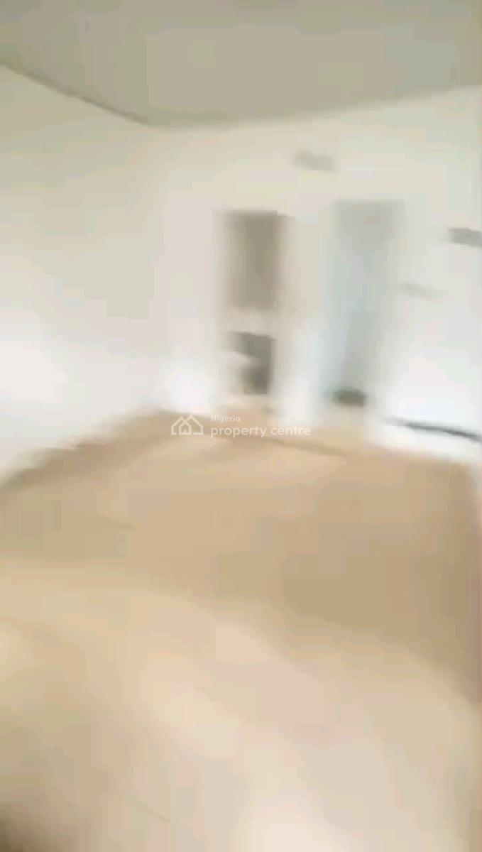 Standard Self Contain, Off Odunsi Road, Bariga, Shomolu, Lagos, Self Contain (single Rooms) for Rent