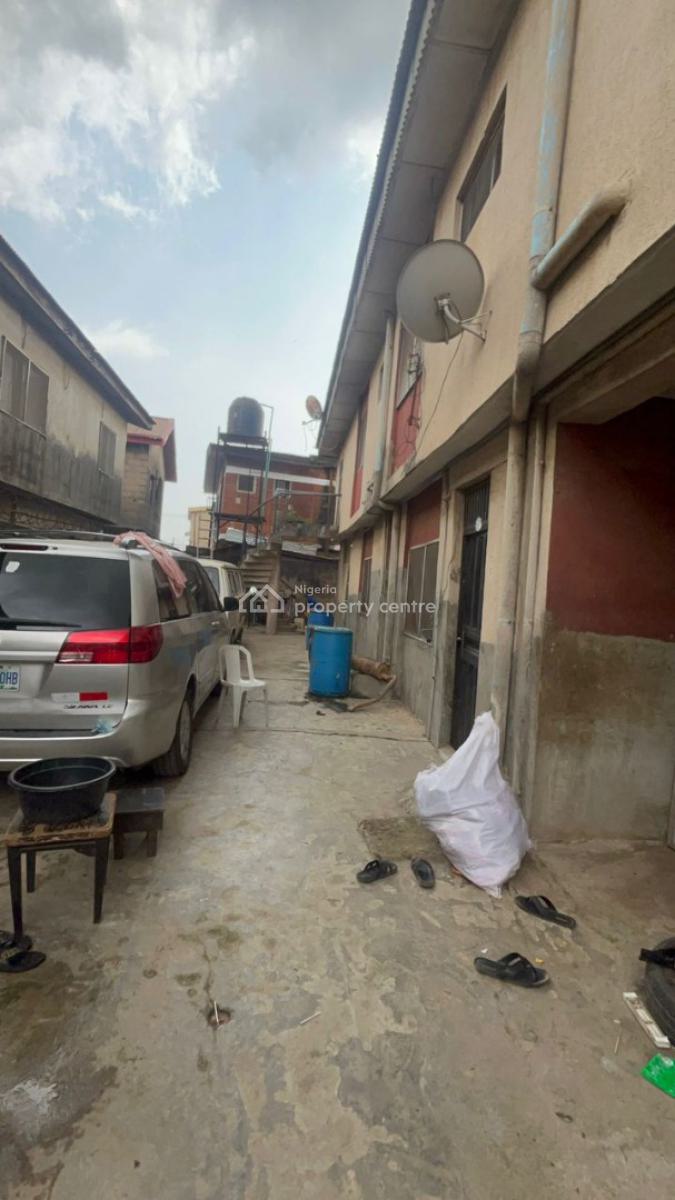 Distressconsisting of 1 Unit of 3-bedroom Flat ,3 Units of 2-bedroom, Irawo, Off Ikorodu Road, Ikorodu, Lagos, Block of Flats for Sale