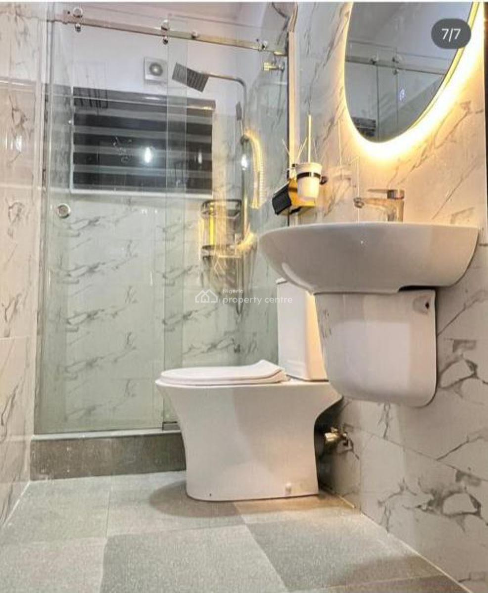 Fully Furnished Standard Ensuit 1 Bedroom Spacious Apartment, Green Bay Estate, Ilaje, Ajah, Lagos, Mini Flat (room and Parlour) for Rent