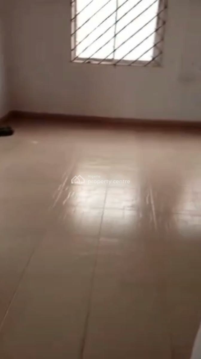 Spacious 3 Bedroom Apartment (upstairs), Mini Estate, New Oko Oba, New Oko-oba, Agege, Lagos, Flat / Apartment for Rent