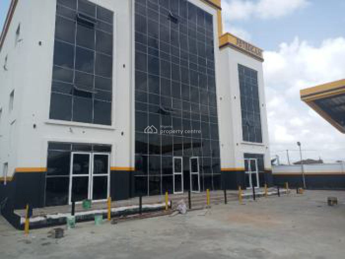 Luxury Office and Shop Spaces, Petrocam Station, Mowe Ofada, Ogun, Plaza / Complex / Mall for Rent