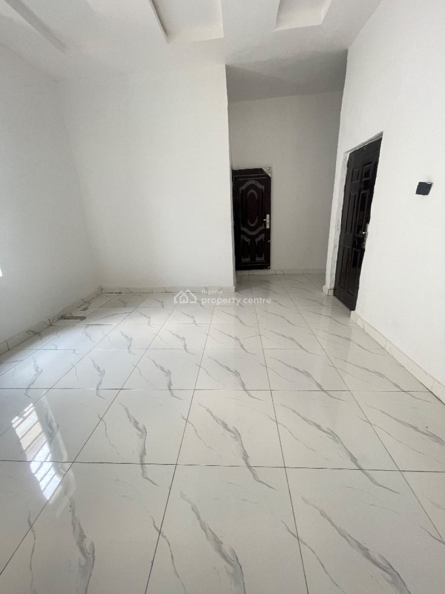 3 Bedrooms Terrace and a Bq, Abraham Adesanya, Ajiwe, Ajah, Lagos, Terraced Duplex for Sale