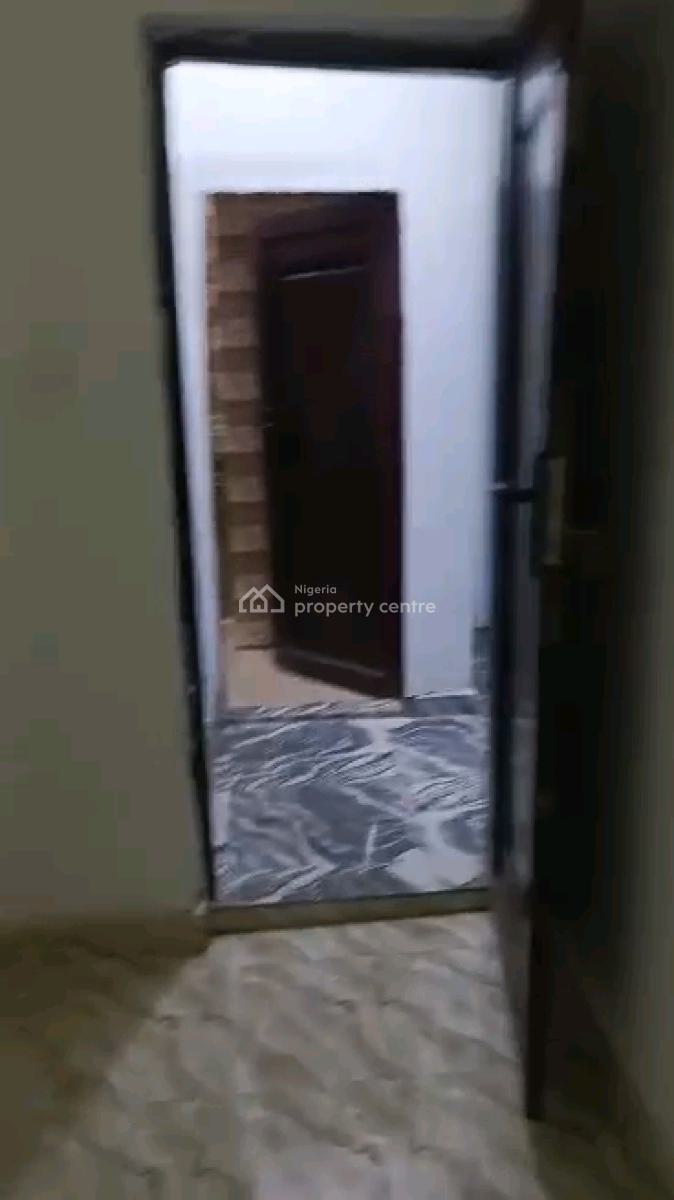 Newly Built Mini Flat, Ayorinde Street, Ladilak, Pedro, Gbagada, Lagos, Mini Flat (room and Parlour) for Rent