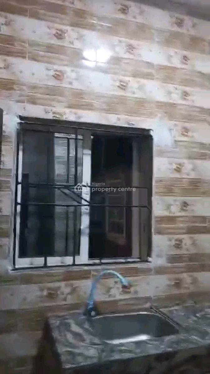 Newly Built Mini Flat, Ayorinde Street, Ladilak, Pedro, Gbagada, Lagos, Mini Flat (room and Parlour) for Rent