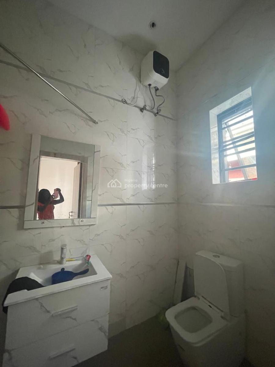 an Exquisitely Spacious and Beautiful 3 Bedroom Terrence Duplex, Ikota Gra, Ikota, Lekki, Lagos, Terraced Duplex for Rent