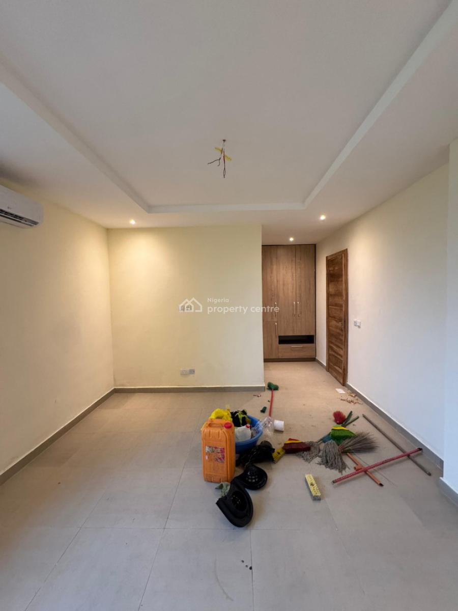 Luxury 3 Bedroom Apartment with Excellent Facility, Lekki Phase 1, Lekki, Lagos, Flat / Apartment for Rent