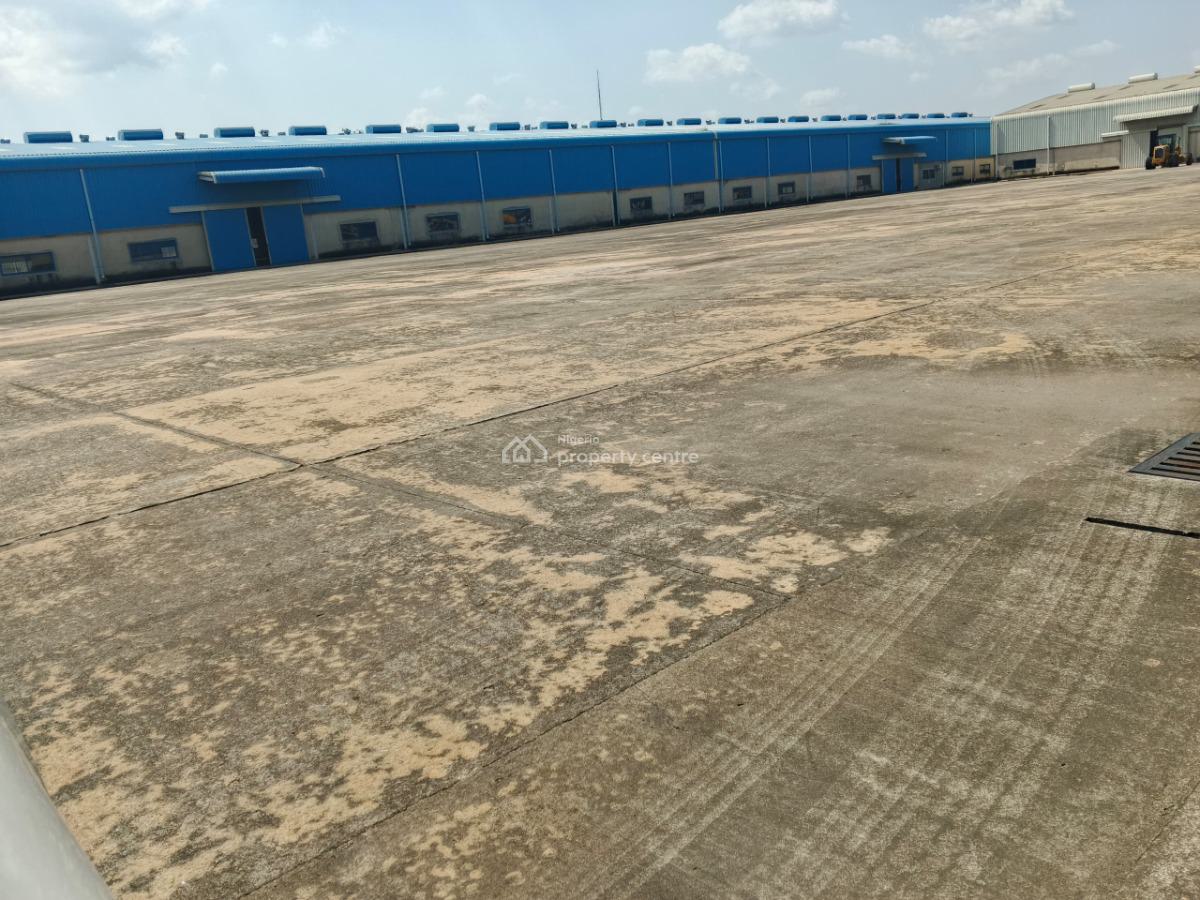Large Warehouse, Lagos-ibadan Express Road, Mowe Town, Ogun, Warehouse for Rent
