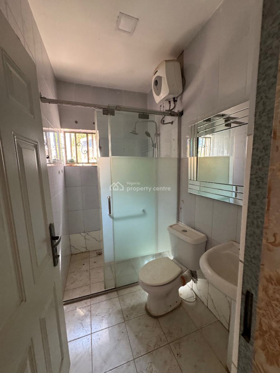 Spacious 3 Bedrooms Terrace Duplex, Mabushi, Abuja, Office Space for Rent