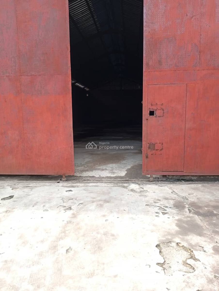 500 Sqm Warehouse Exclusive Compound, Lagos-ibadan Express Road, Mowe Town, Ogun, Warehouse for Rent