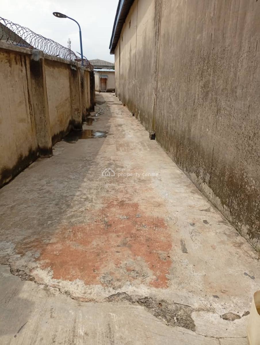 500 Sqm Warehouse Exclusive Compound, Lagos-ibadan Express Road, Mowe Town, Ogun, Warehouse for Rent