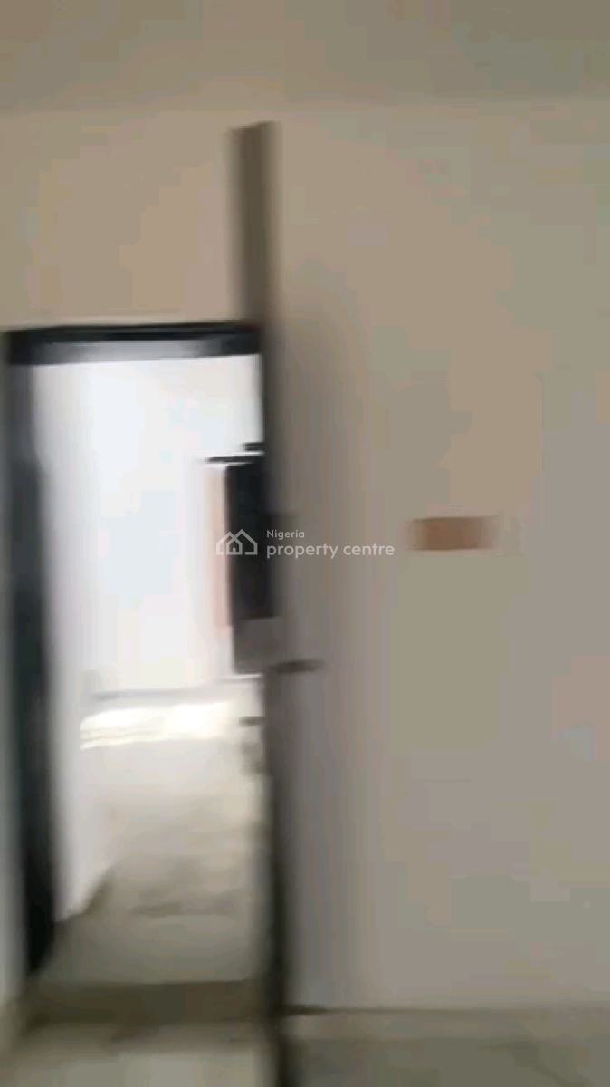 Standard Miniflat Upstairs  Screeded Walls, Pop, Wardrobe, Opposite Adekunle Estate, Yaba, Lagos, Mini Flat (room and Parlour) for Rent