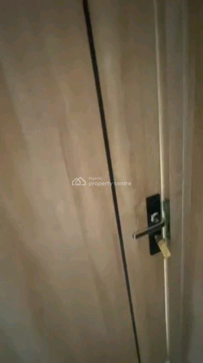 Standard Miniflat Upstairs  Screeded Walls, Pop, Wardrobe, Opposite Adekunle Estate, Yaba, Lagos, Mini Flat (room and Parlour) for Rent